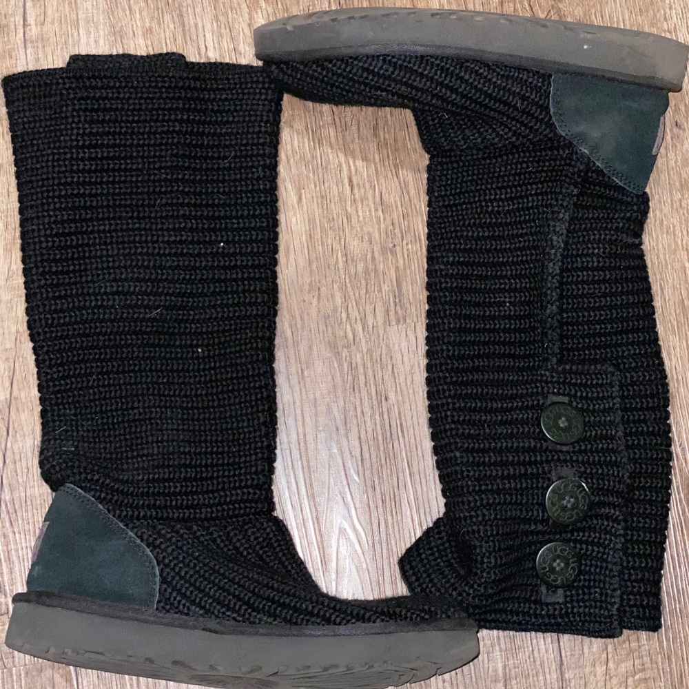 Black Knit Uggs